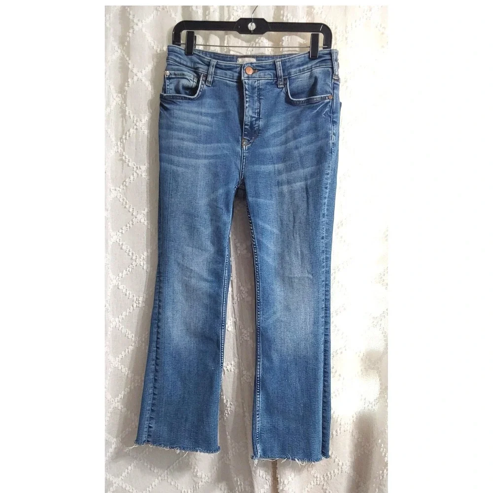 Pilcro and the Letterpress High Rise Flare Jeans Medium Wash Raw Hem Size 31